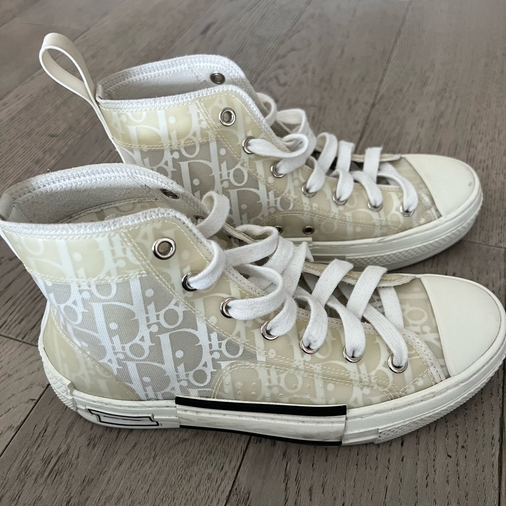 All white Dior High top sneakers